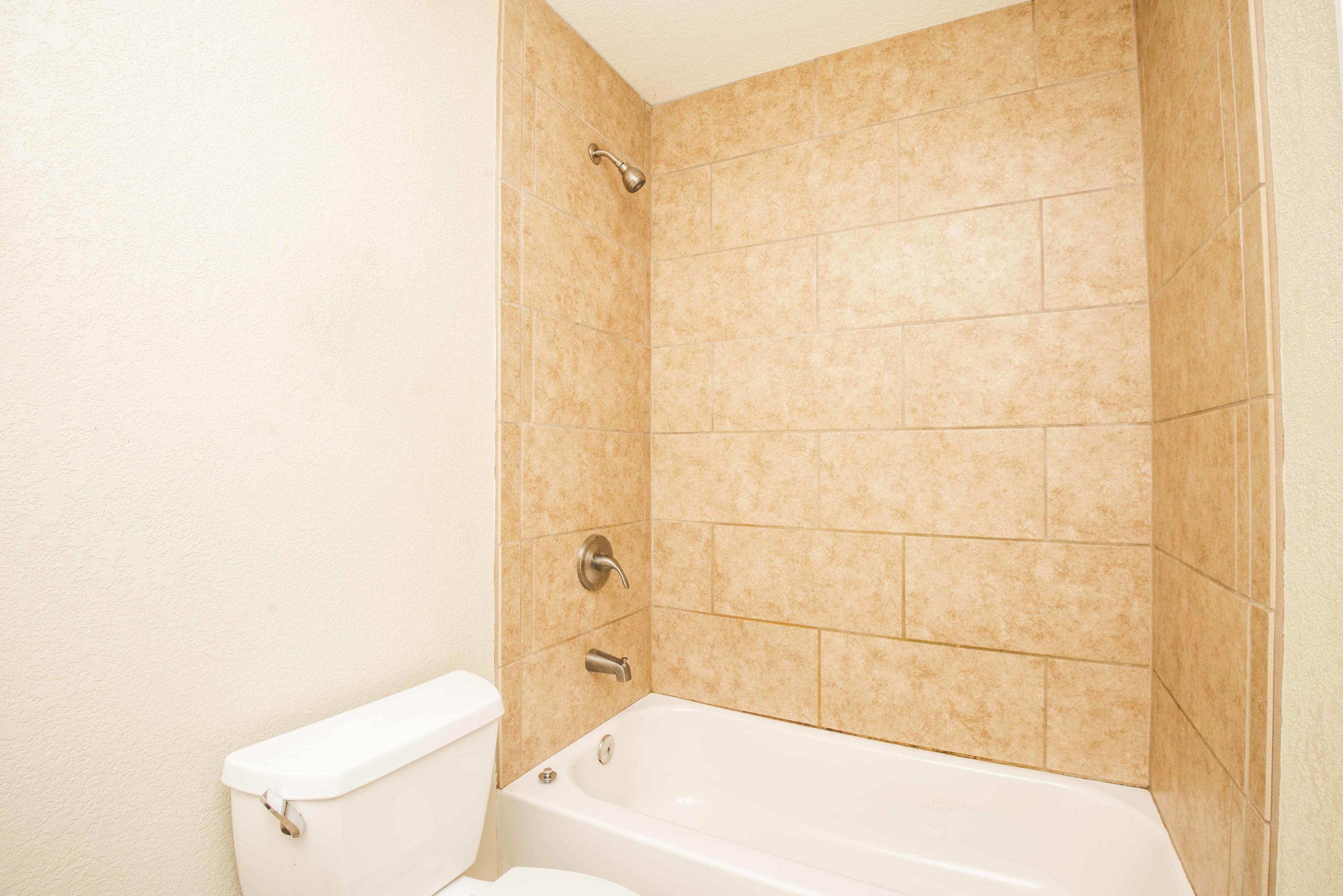 2908 Dewine Road Knoxville, TN 37921 - Photo 23 of 34 second bath_1