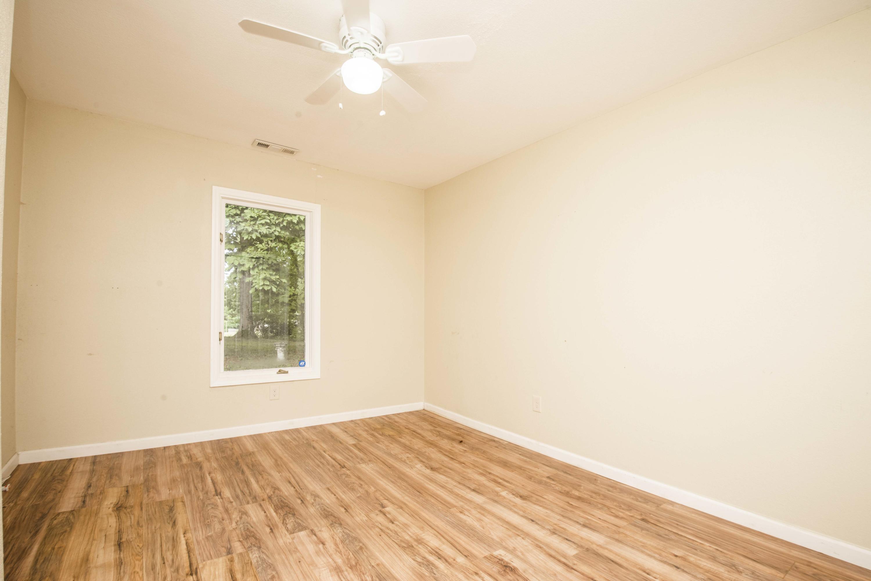2908 Dewine Road Knoxville, TN 37921 - Photo 24 of 34 second bed 3_1