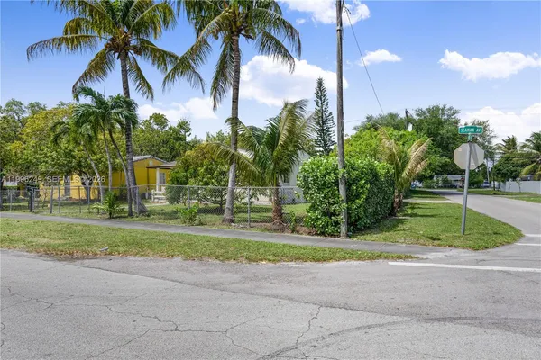 $425,000 | 180 Seaman Avenue, Opa-Locka, FL 33054