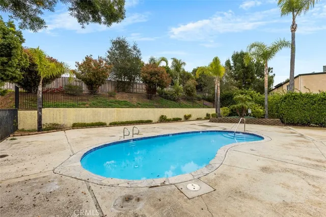$335,000 | 868 East Alvarado Street, Unit 47, Fallbrook, CA 92028