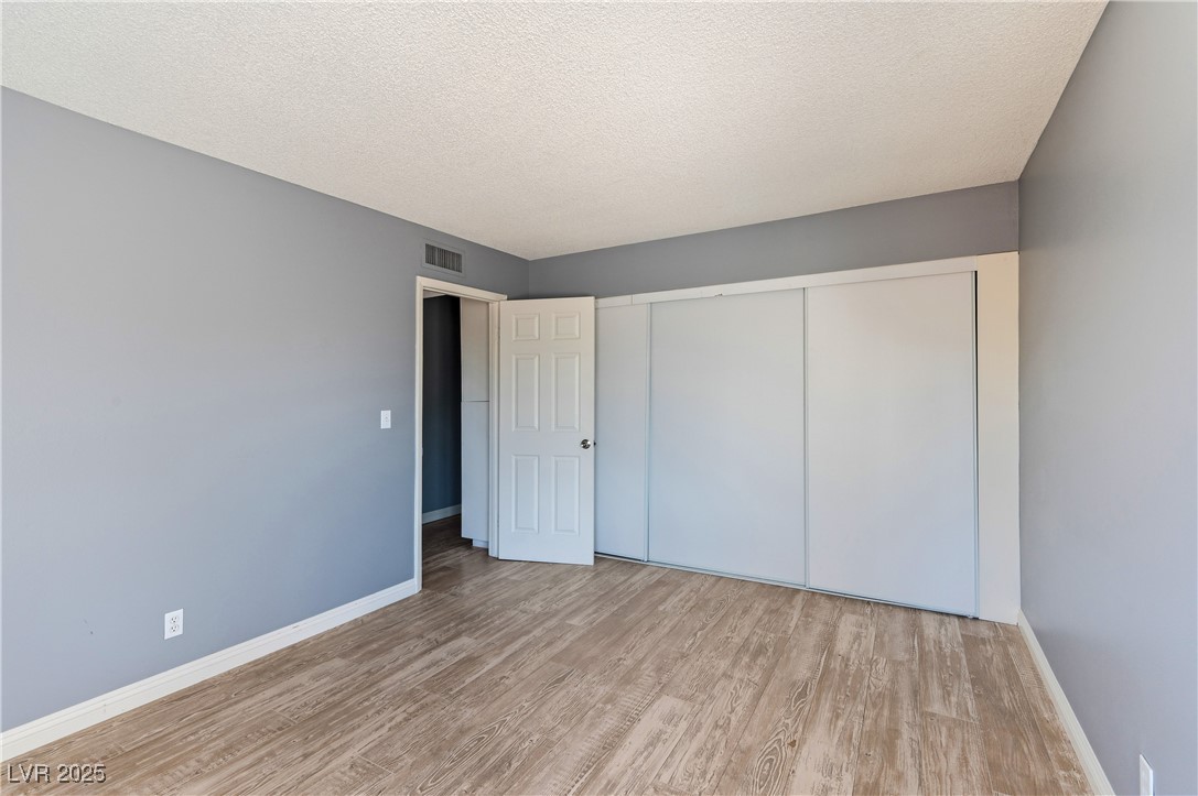 1372 Lorilyn Avenue, Unit 3 Las Vegas, NV 89119 - Photo 17 of 21