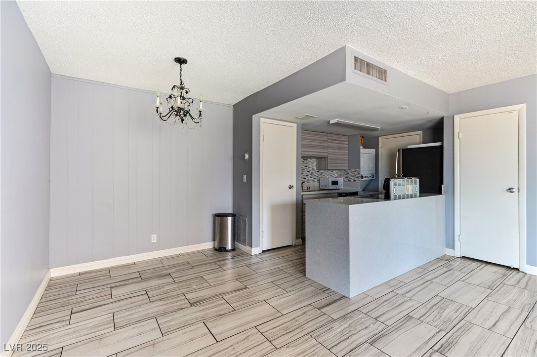 1372 Lorilyn Avenue, Unit 3 Las Vegas, NV 89119 - Photo 9 of 21
