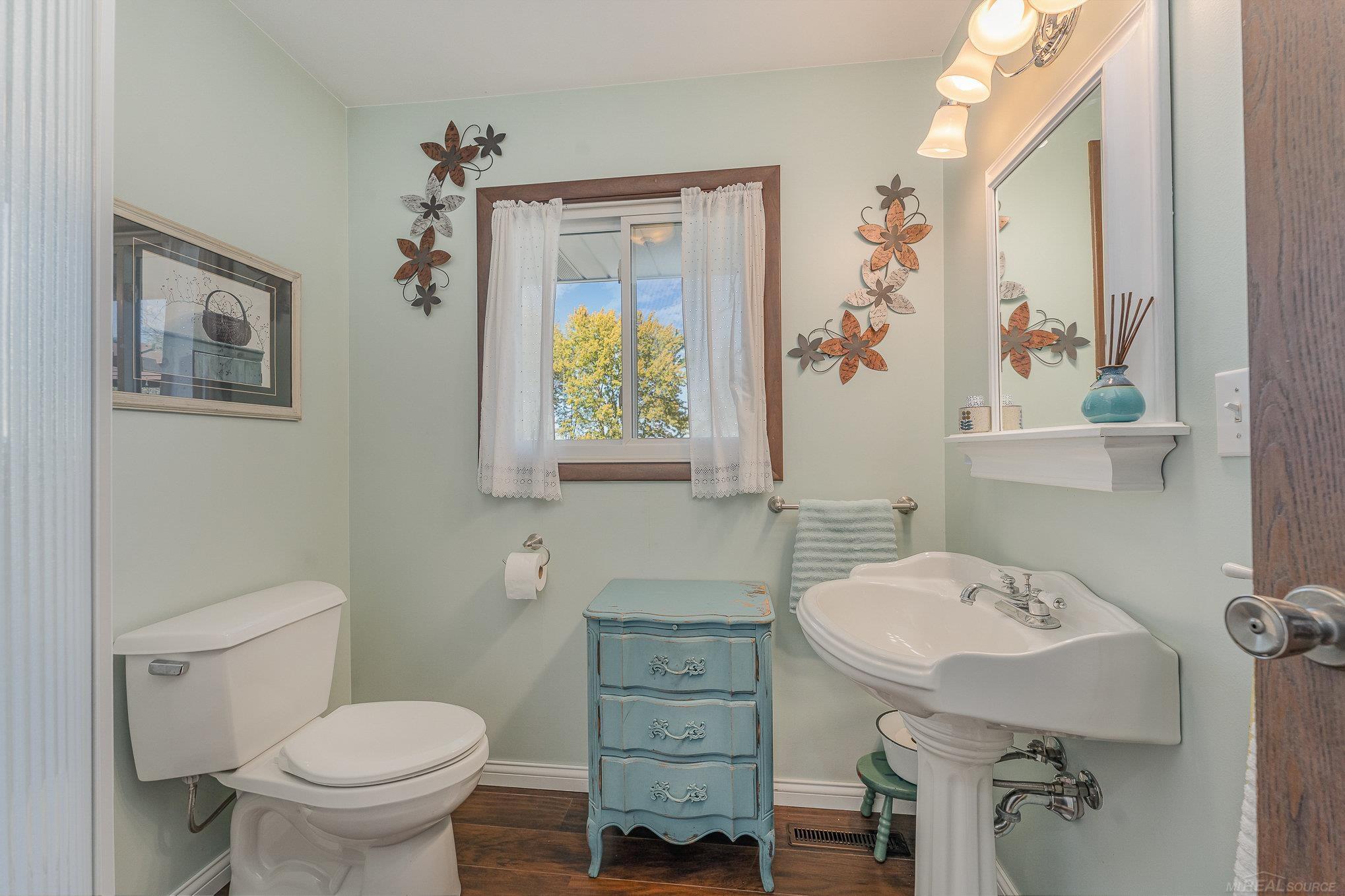 13684 Geddes Road Hemlock, MI 48626 - Photo 19 of 41 50157833-db87f820-da38-4739-8e2f-8c49e9729920.JPG