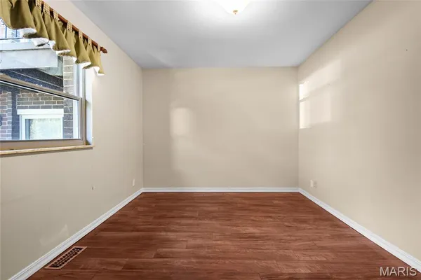 $1,400 | 10364 Forest Brook Lane, Unit E, St. Louis, MO 63146
