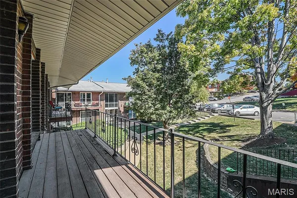 $1,400 | 10364 Forest Brook Lane, Unit E, St. Louis, MO 63146