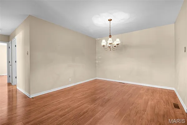 $1,400 | 10364 Forest Brook Lane, Unit E, St. Louis, MO 63146