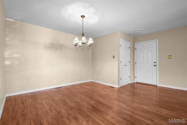 $1,400 | 10364 Forest Brook Lane, Unit E, St. Louis, MO 63146