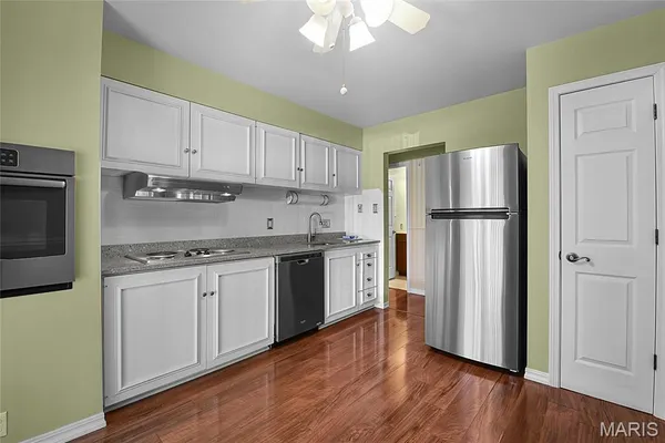 $1,400 | 10364 Forest Brook Lane, Unit E, St. Louis, MO 63146
