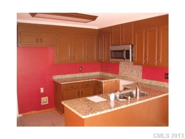2525 Steeplechase Road Gastonia, NC 28056 - Photo 4 of 13 Gallery Image 4