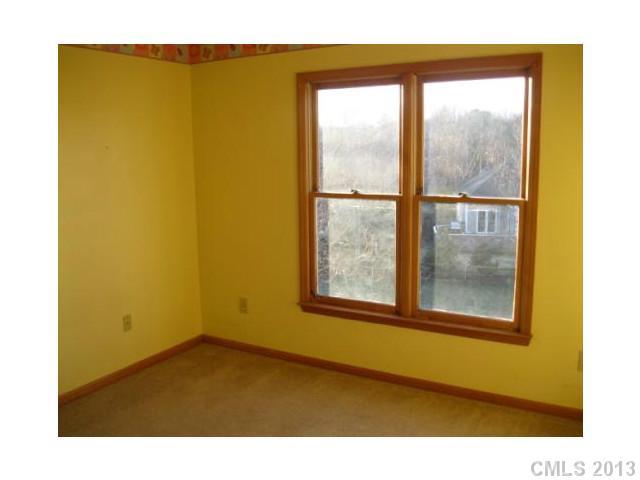 2525 Steeplechase Road Gastonia, NC 28056 - Photo 5 of 13 Gallery Image 5