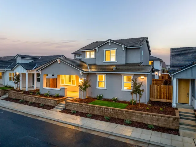 $540,563 | 363 Peters Lane South, Madera, CA 93636