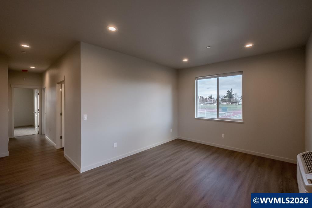 400 West Rose Street Lebanon, OR 97355 - Photo 10 of 40