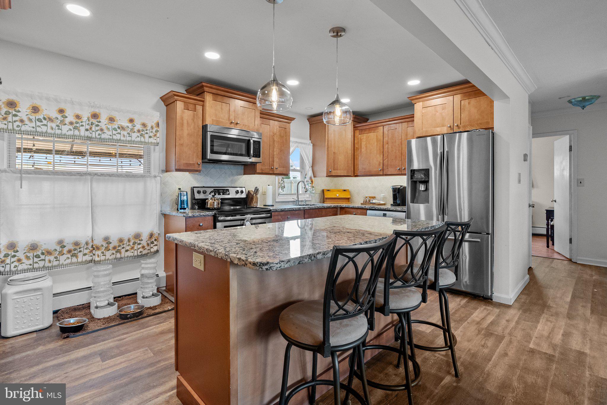 119 Plumtree Road Levittown, PA 19056 - Photo 11 of 26 Kitchen