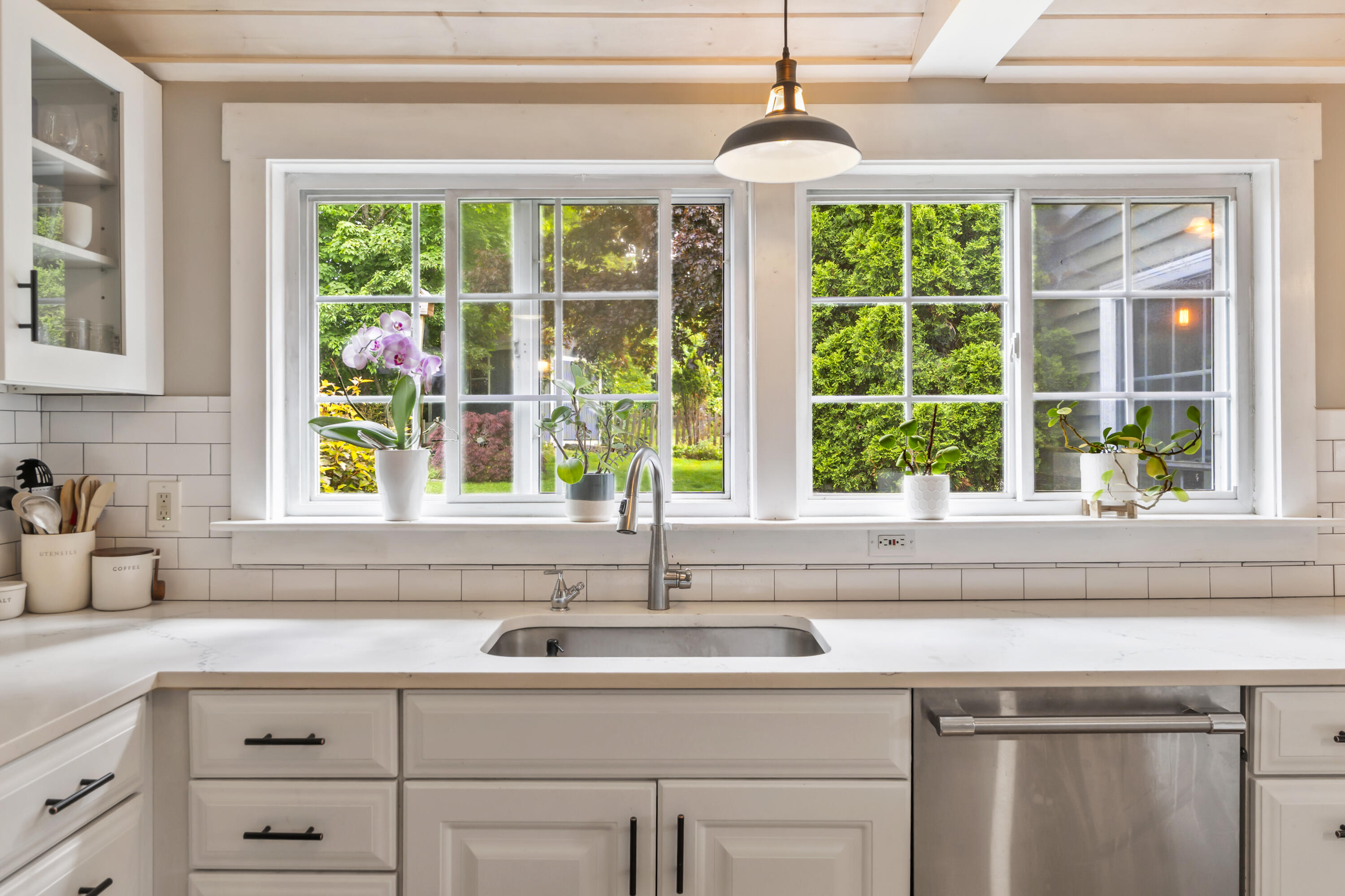 111 Scotland Bridge Road York, ME 03909 - Photo 10 of 82 Kitchen