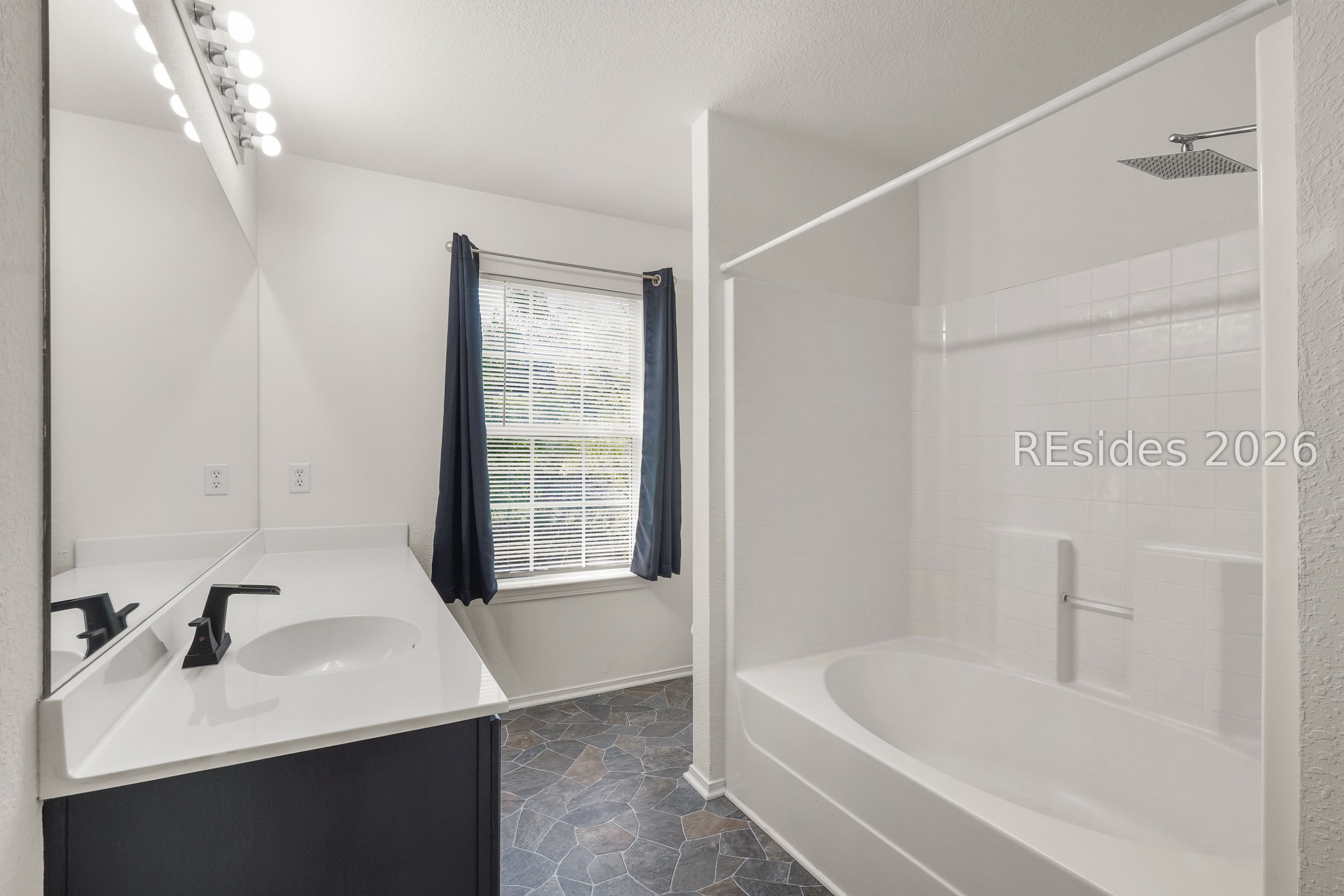 347 Campus Lane Bluffton, SC 29909 - Photo 13 of 29 Primart Bath