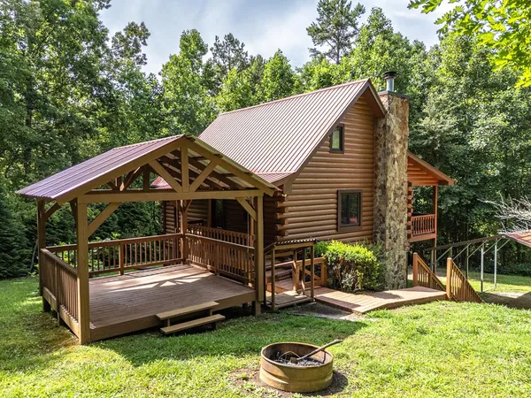 $359,900 | 44 Red Wolf Trail, Blairsville, GA 30512