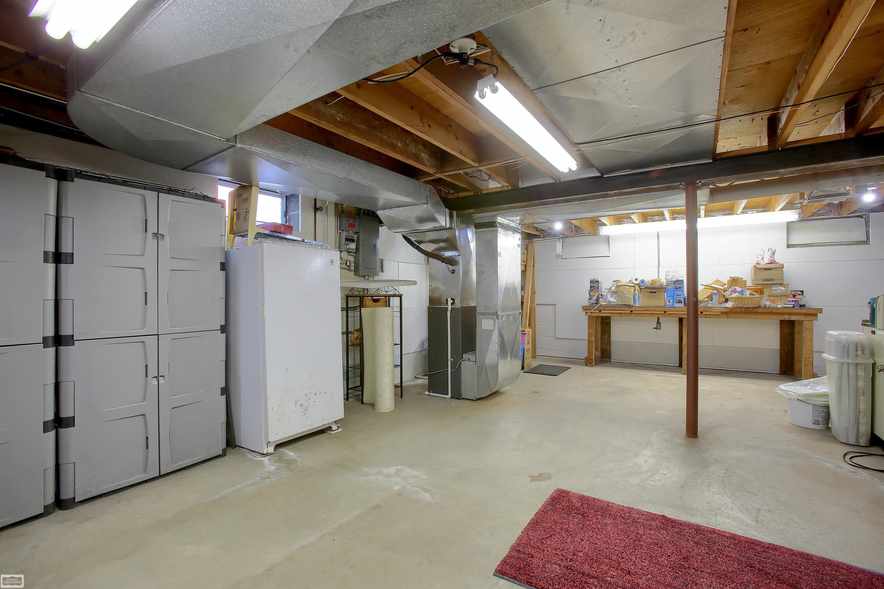 61900 Bates Road New Haven, MI 48048 - Photo 24 of 43 50090471-23.JPG