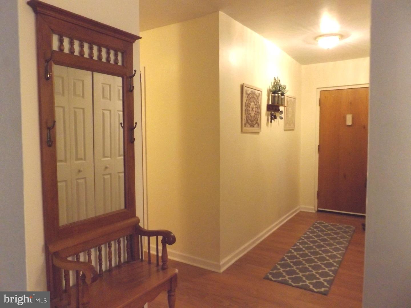 200 Campbell Circle, Unit E14 Downingtown, PA 19335 - Photo 2 of 20 Foyer