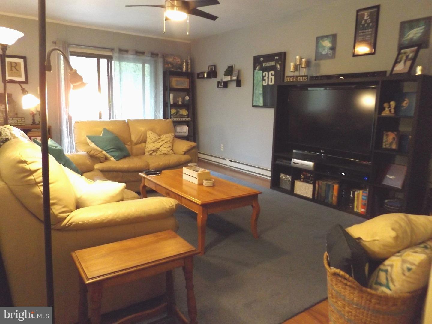 200 Campbell Circle, Unit E14 Downingtown, PA 19335 - Photo 12 of 20 Living Room