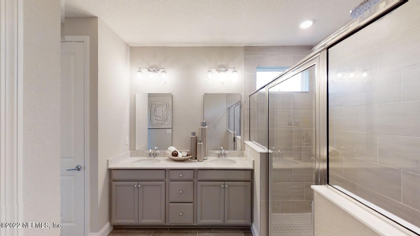 1051 Brown Bear Run St. Johns, FL 32259 - Photo 18 of 18 JAX_Stillwater_Pic_Trevi_OwnersBath1_F1_