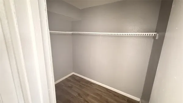 $1,300 | 6200 West Tidwell Road, Unit 1702, Houston, TX 77092