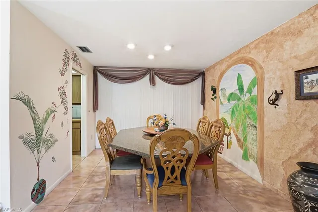 $990,000 | 4096 Skyway Drive, Unit 42, Naples, FL 34112