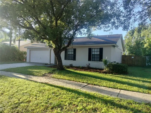 $2,000 | 725 Chilt Drive, Brandon, FL 33510