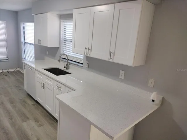 $2,000 | 725 Chilt Drive, Brandon, FL 33510