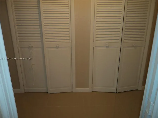 $440,000 | 1050 93rd Street, Unit 6F, Bay Harbor Islands, FL 33154