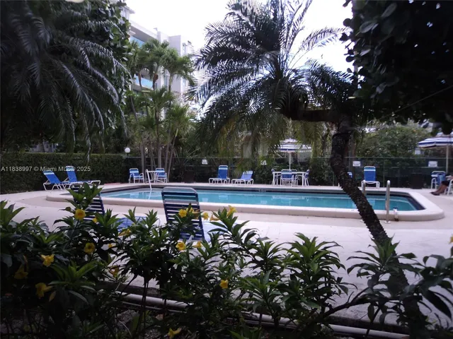 $440,000 | 1050 93rd Street, Unit 6F, Bay Harbor Islands, FL 33154