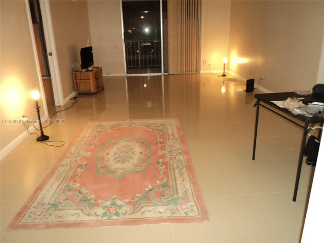 $440,000 | 1050 93rd Street, Unit 6F, Bay Harbor Islands, FL 33154