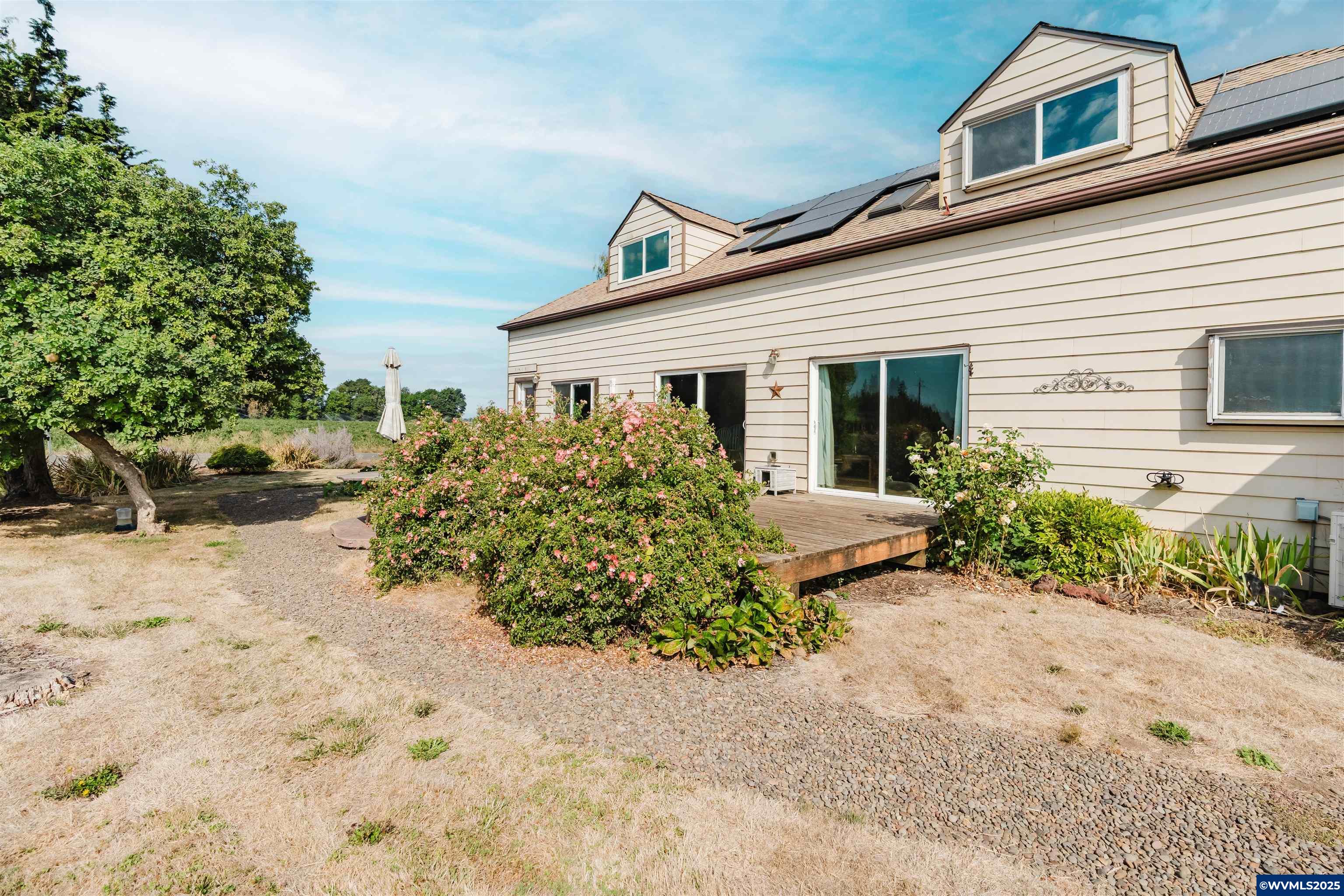 33211 Dever Conner Road Northeast Albany, OR 97321 - Photo 4 of 49
