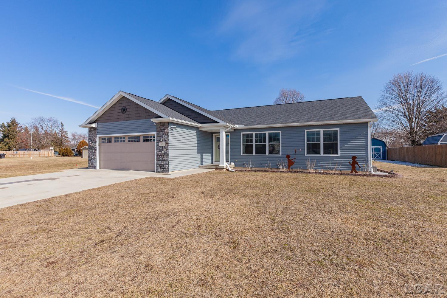 3153 Beaver Creek Ridge Adrian, MI 49221 - Photo 2 of 22 Gallery Image 2