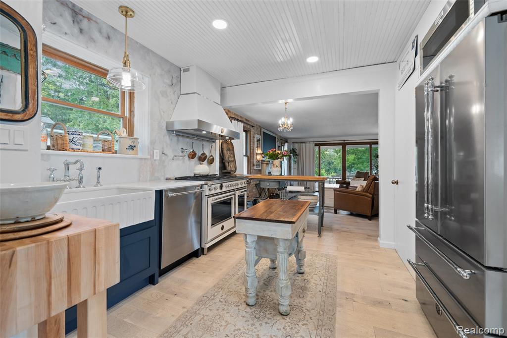 126 North Holcomb Road Clarkston, MI 48346 - Photo 15 of 49 Gallery Image 15