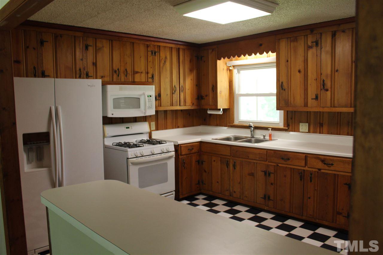 917 Doc Nichols Road Durham, NC 27703 - Photo 8 of 25 Gallery Image 8