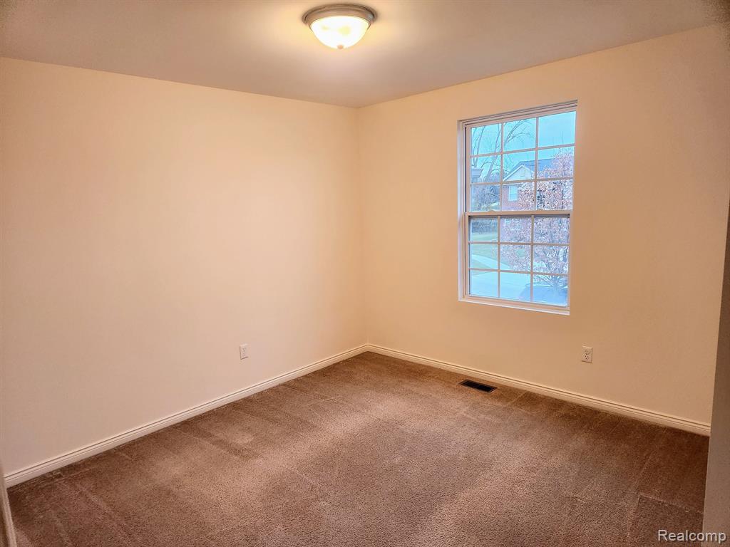3057 Fantail Court Rochester Hills, MI 48309 - Photo 26 of 30