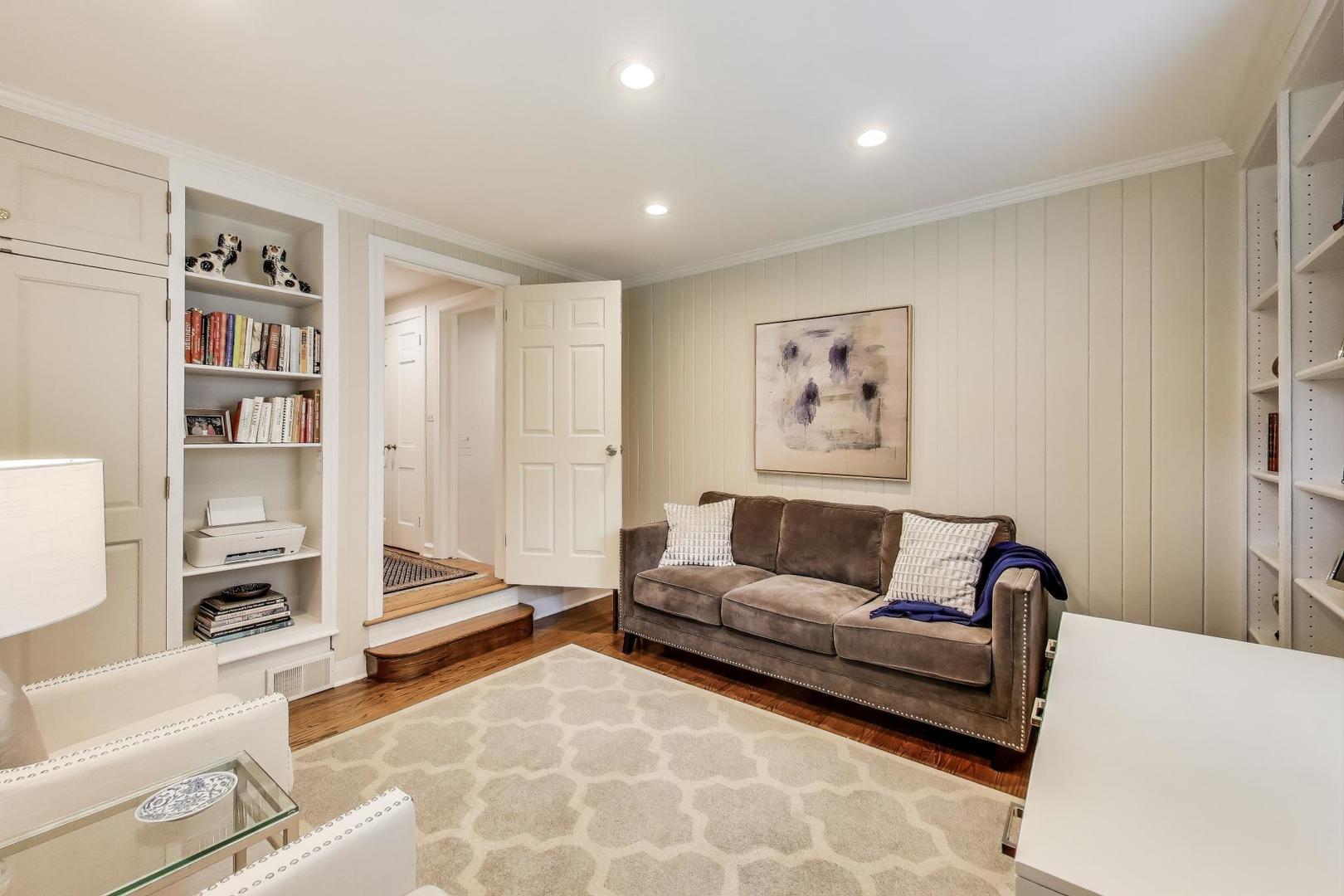 1115 Seneca Road Wilmette, IL 60091 - Photo 17 of 43