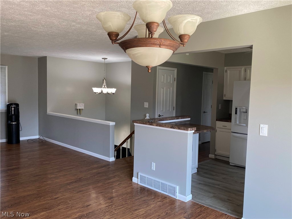 6199 Indian Point Road Painesville, OH 44077 - Photo 13 of 31 Gallery Image 13