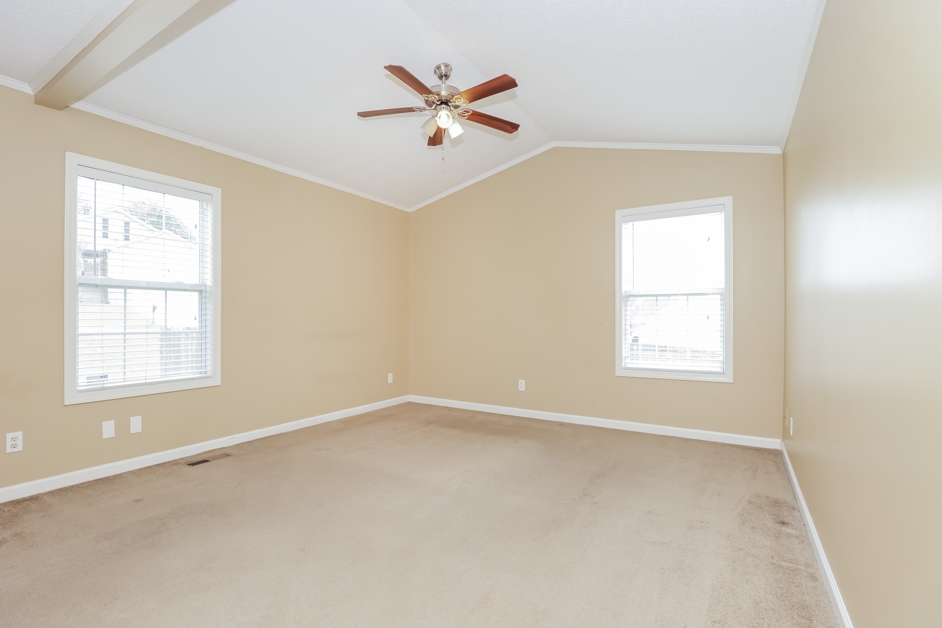 701 Comanche Court Madison, TN 37115 - Photo 4 of 16