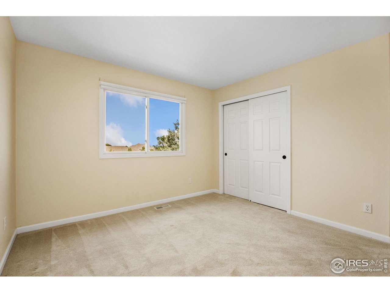 2758 Silver Fox Road Fort Collins, CO 80526 - Photo 26 of 39 2nd bedroom