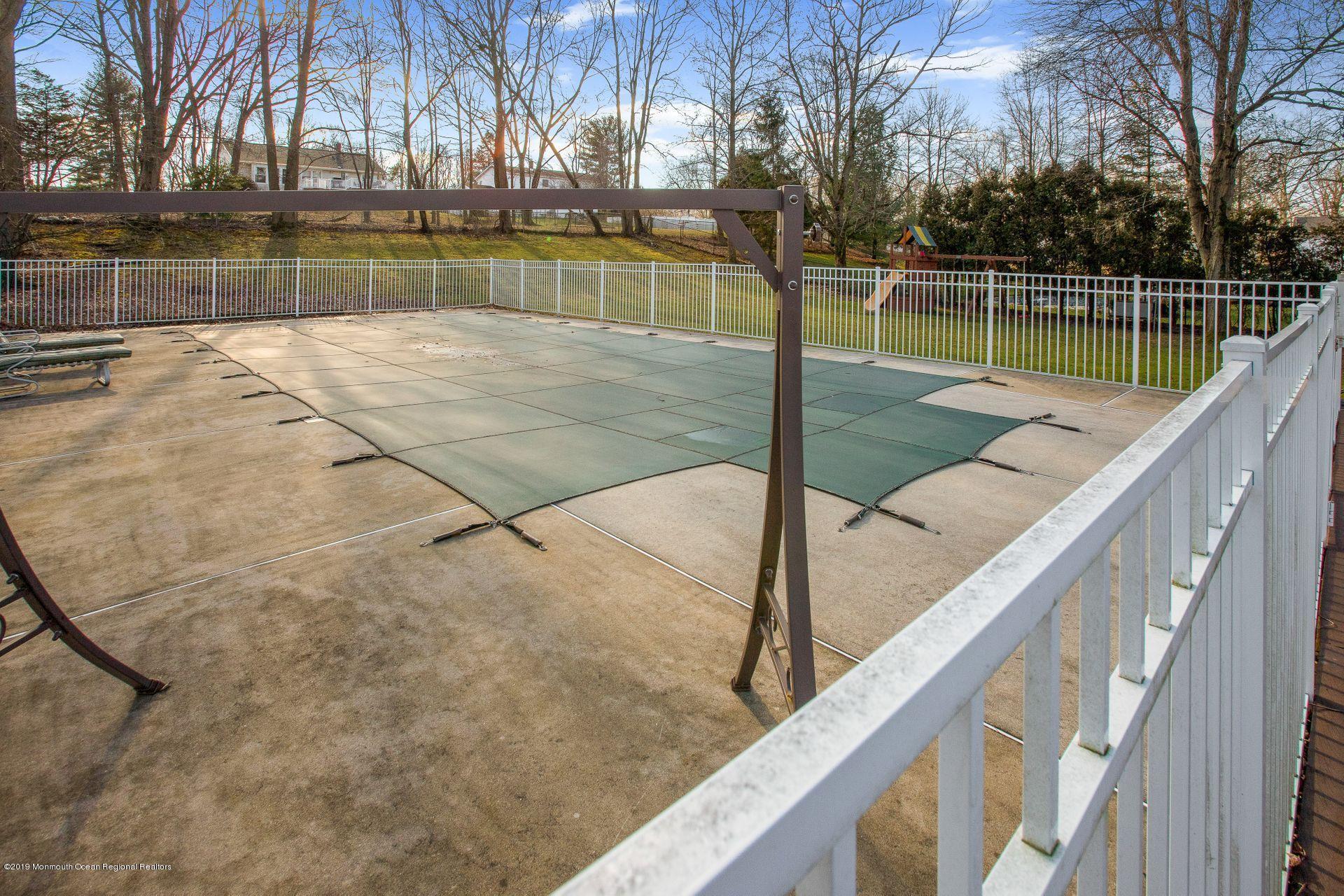 23 Whitman Road Morganville, NJ 07751 - Photo 27 of 30 26