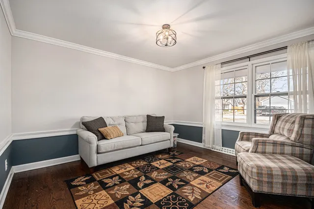 $499,999 | 4609 Valerie Drive, Crystal Lake, IL 60014