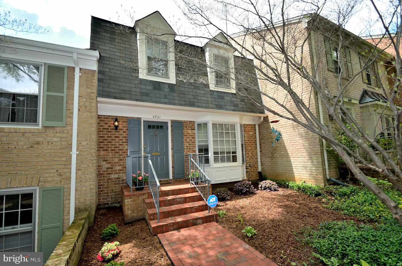 4621 4th Road North Arlington, VA 22203 - Photo 1 of 24 Exterior (Front)