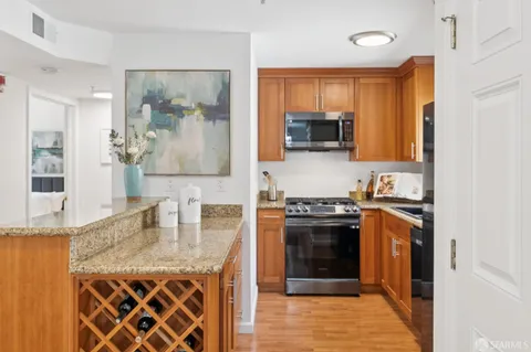 $815,000 | 3721 Carter Drive, Unit 1204, South San Francisco, CA 94080