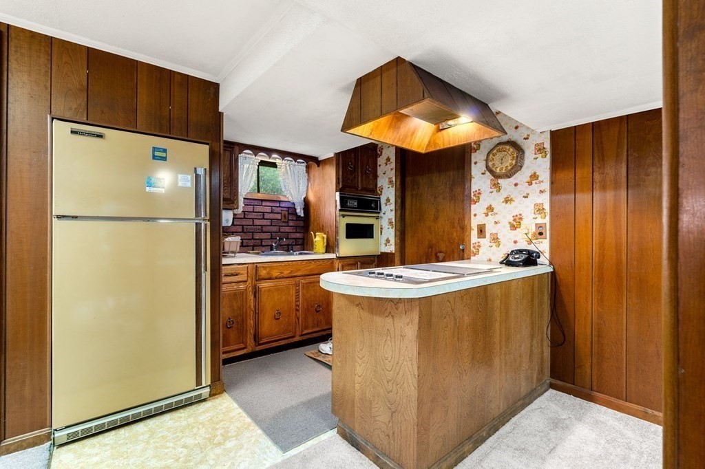 12 Spring Pond Road Peabody, MA 01960 - Photo 24 of 27 Gallery Image 24