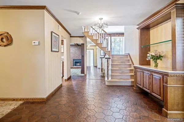 $1,399,000 | 18 Herkimer Avenue, Jericho, NY 11753