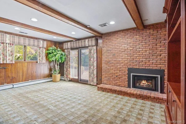 $1,399,000 | 18 Herkimer Avenue, Jericho, NY 11753