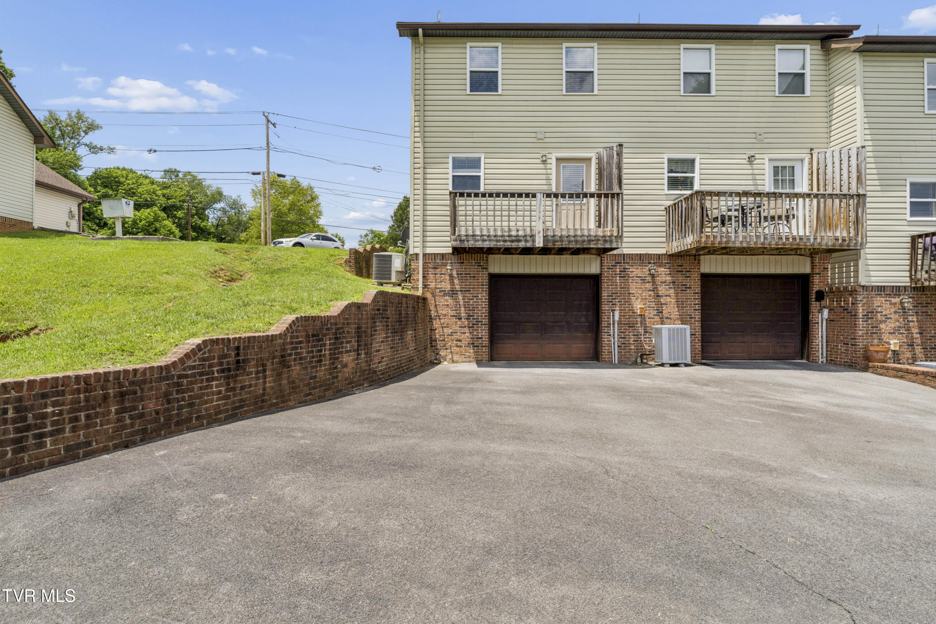 204 Gray Station Road, Unit 204 Johnson City, TN 37615 - Photo 32 of 34 GrayStation-33