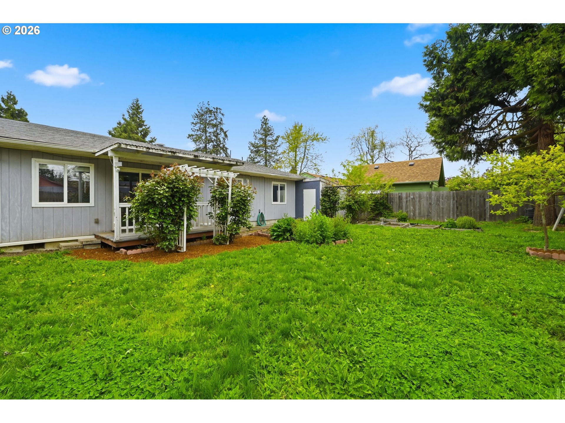 845 25th Place Springfield, OR 97477 - Photo 38 of 45 Gallery Image 38