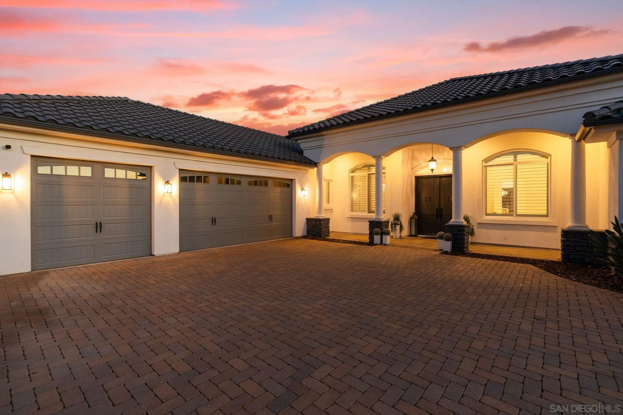 39025 East Benton Road Temecula, CA 92592 - Photo 4 of 20 Gallery Image 4
